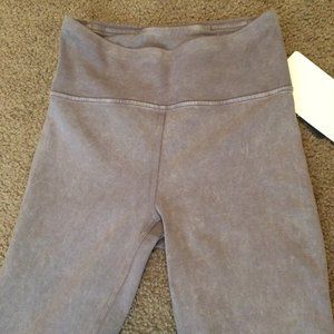 Lululemon Inner Glow Tight 28" Size 4